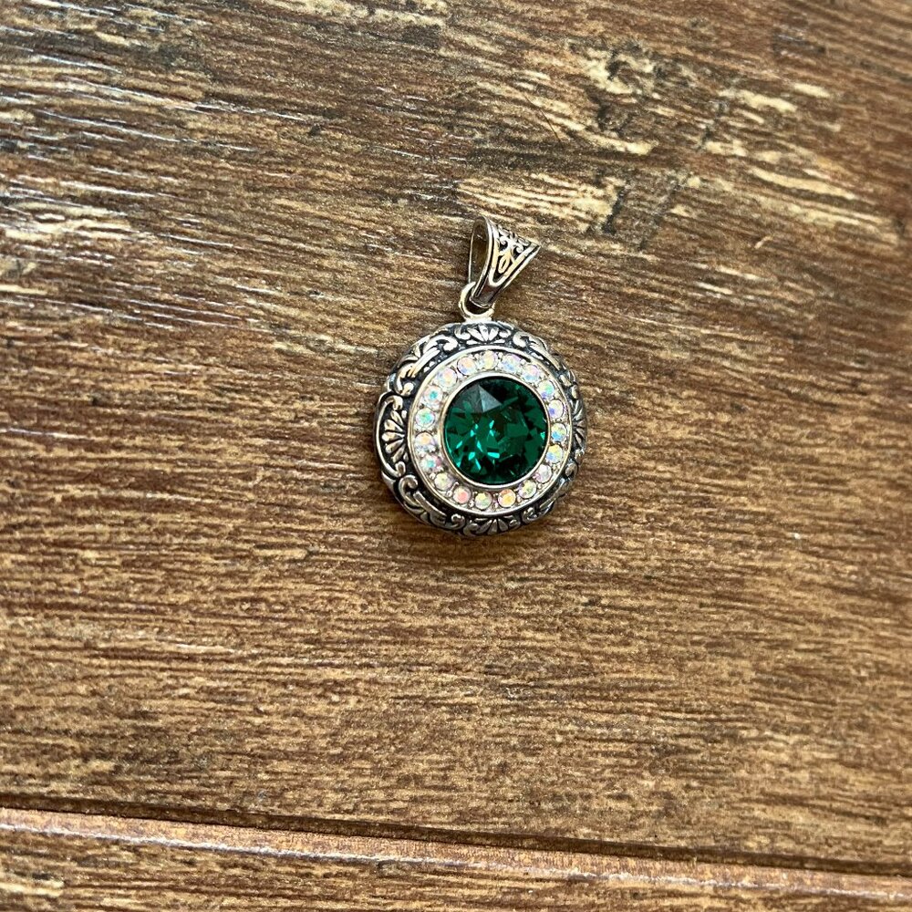 Stunning *Deep Green* Sparkly Pendant | Big Slytherin Energy | Sterling Silver - Picture 5 of 10